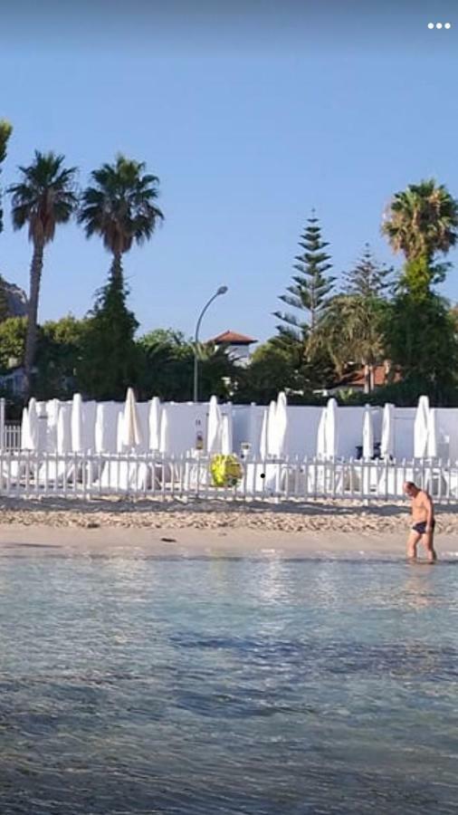 Appartamento La Torretta Mondello Exterior foto